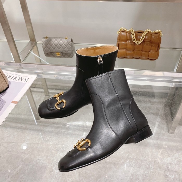 Gucci 019 boots XM082023