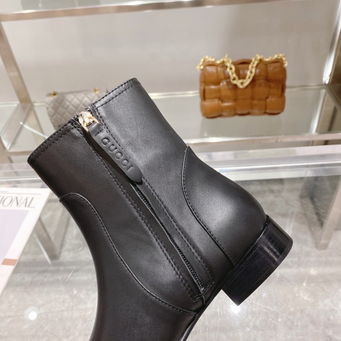 Gucci 019 boots XM082023