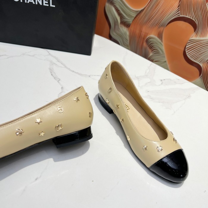 Chanel 023 Casual shoes XM053