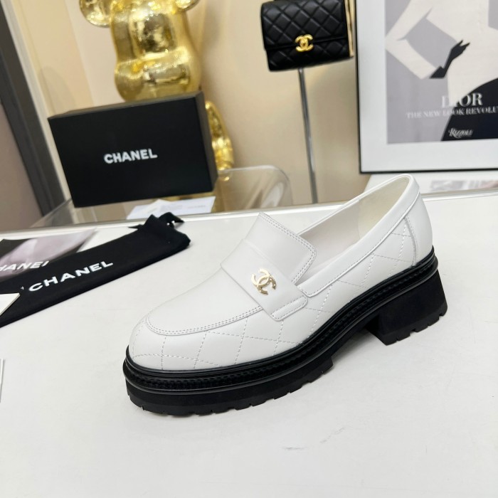 Chanel 024 Casual shoes XM033