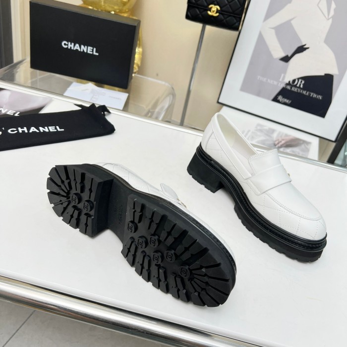 Chanel 024 Casual shoes XM033