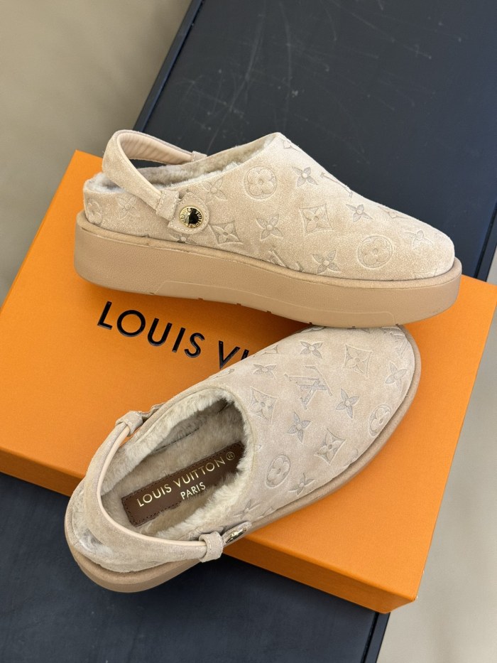 LV shoes 018 XM023
