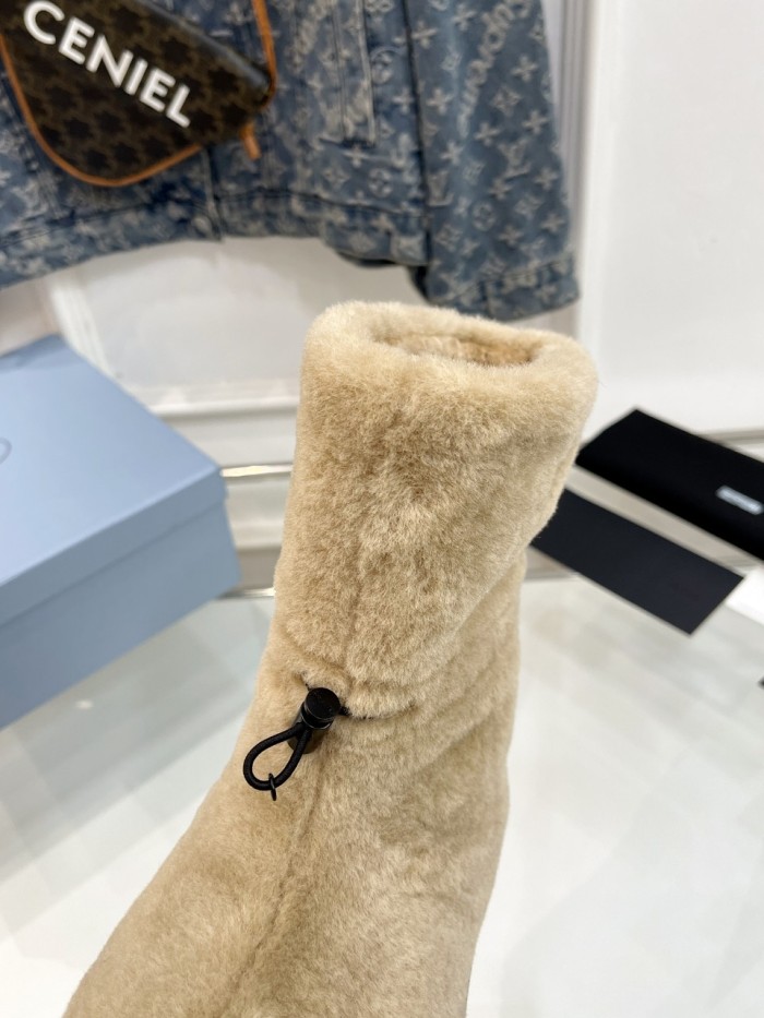 Prada 018 boots XM043