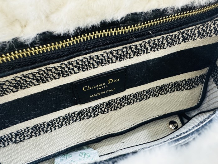 Dior Medium Lady D-Lite Bag 9920 DD003 24cm