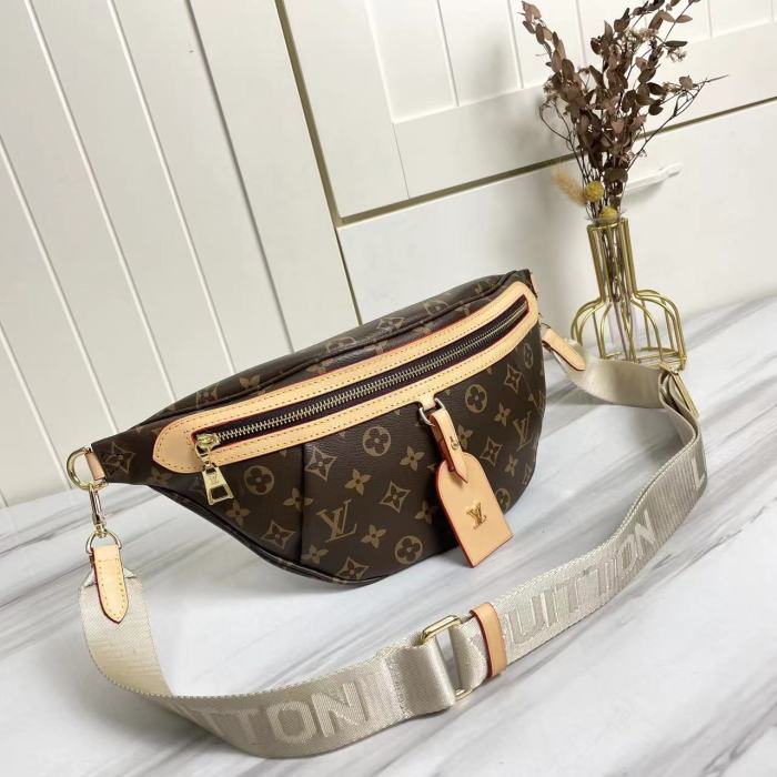 LV46784CS031 38×16×7.5cm
