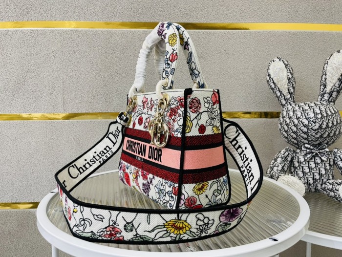 High quality Dior Medium Lady D-Lite Bag 9920 DD003 24cm