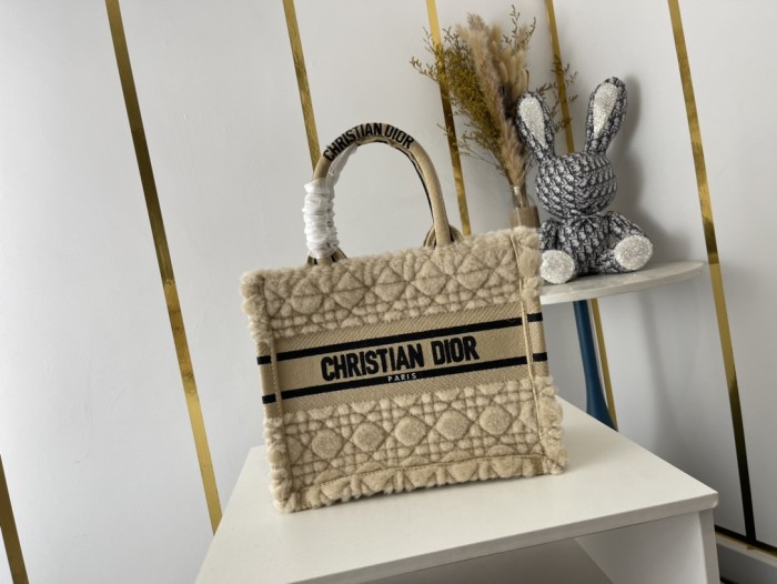High quality Dior Book Tote 004 DD071032042 26.5-42cm