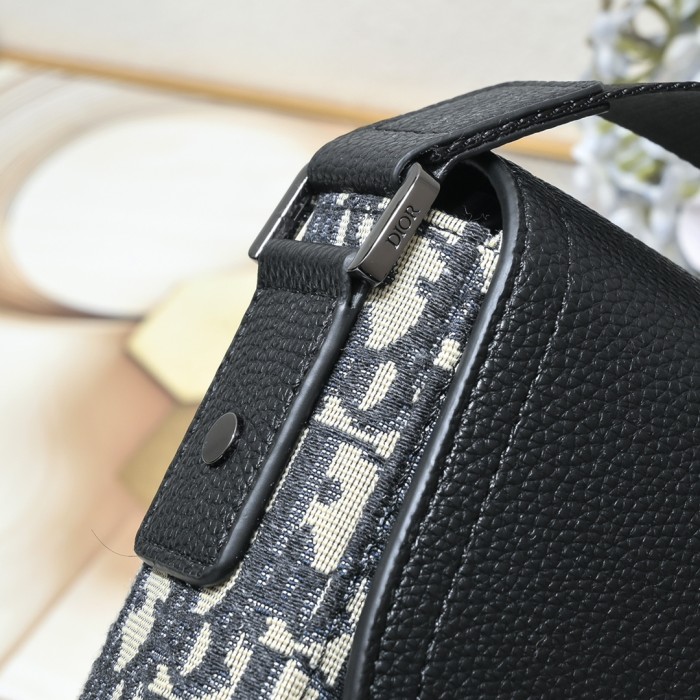 Dior Mini Saddle Bag With Strap 9911 XB012 23cm