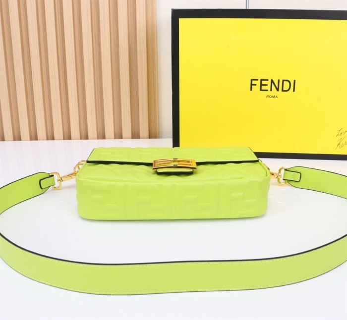 Fendi Baguette Bag F6603 LM071 26cm