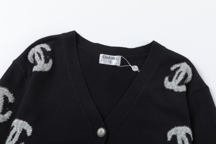 Chanel Knitwear 001
