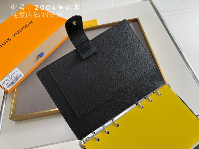 LV2004MQ06 14*18.5 CM