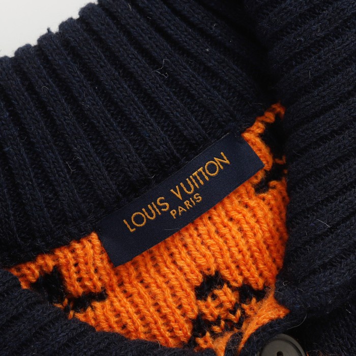 LV Knitwear 019