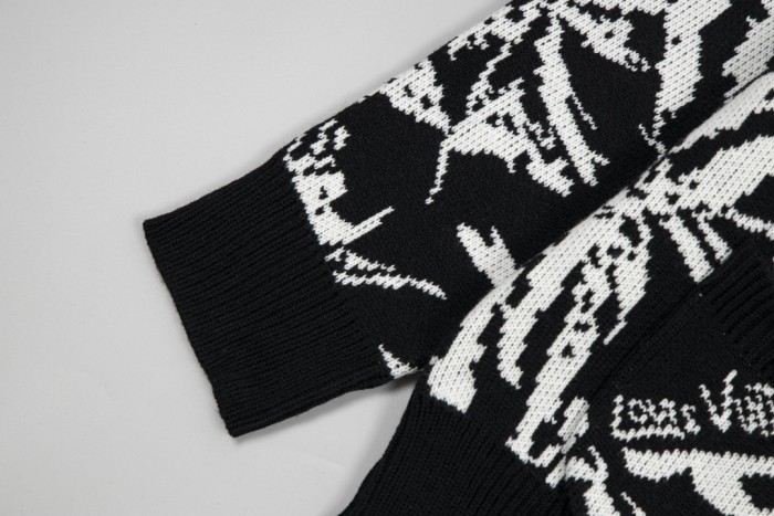 LV Knitwear 029
