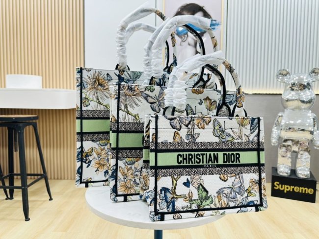 High quality Dior Book Tote 005 DD071032042 26.5-42cm