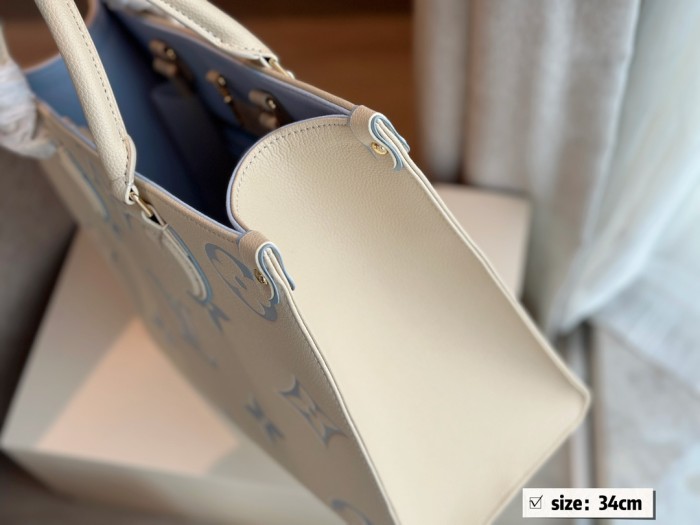 Louis Vuitton ONTHEGO PM MM