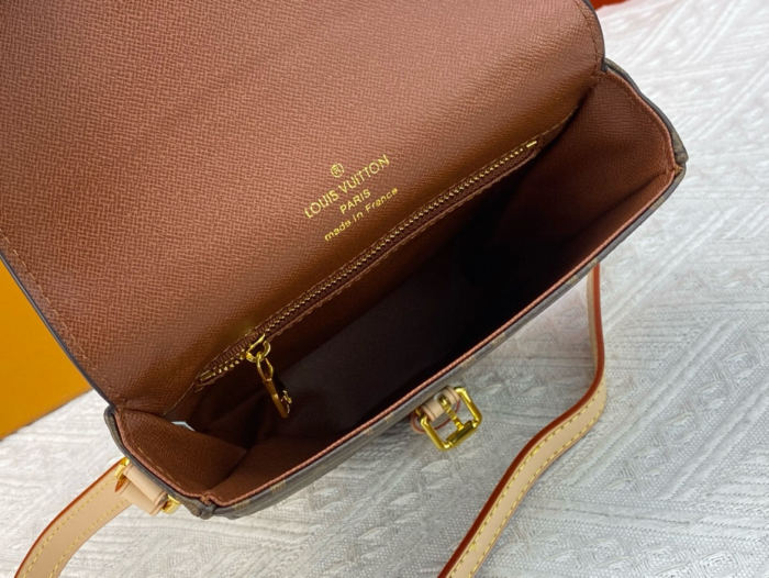 LV Shoulder Bag M51233 LM051 24cm
