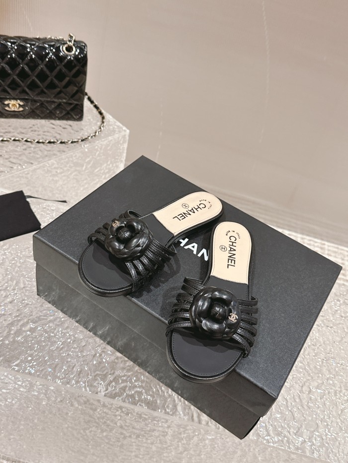 Chanel shoes 028 XM082