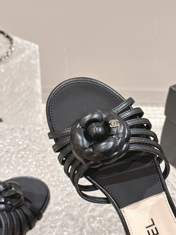 Chanel shoes 028 XM082