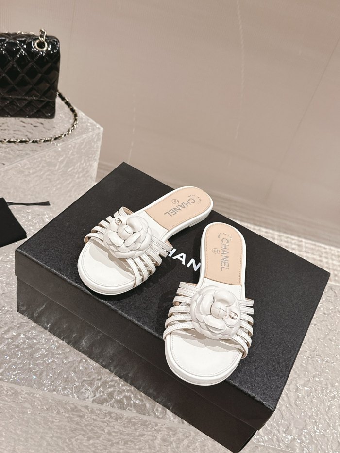 Chanel shoes 028 XM082
