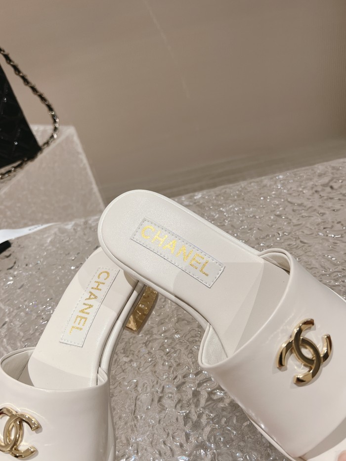 Chanel shoes 032 XM092