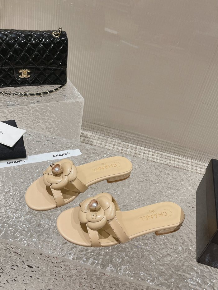 Chanel shoes 047 XM082