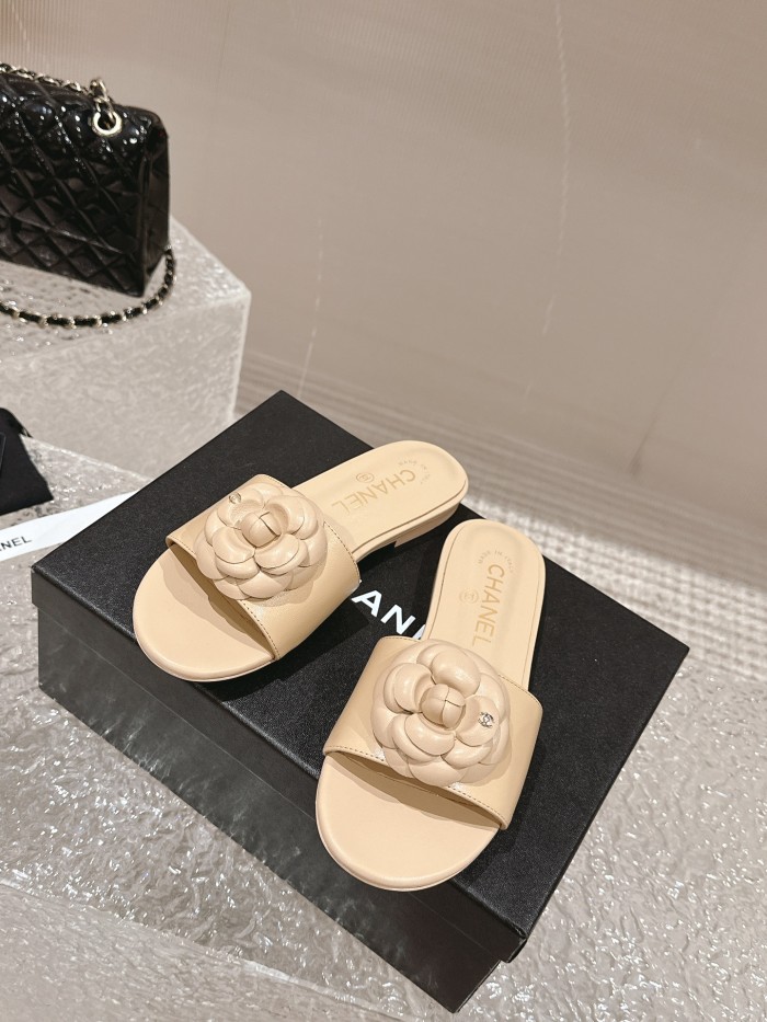 Chanel shoes 044 XM062