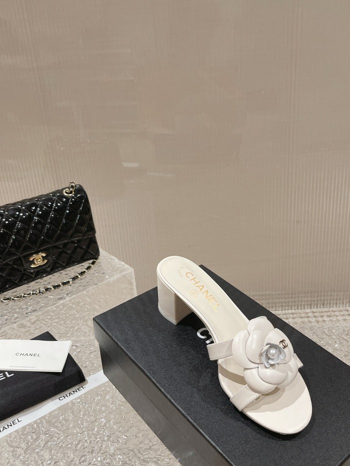 Chanel shoes 046 XM082