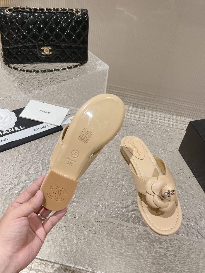 Chanel shoes 048 XM082