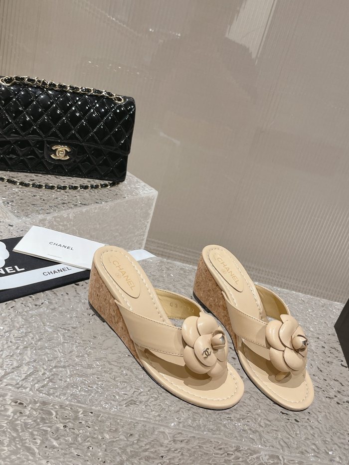 Chanel shoes 049 XM082
