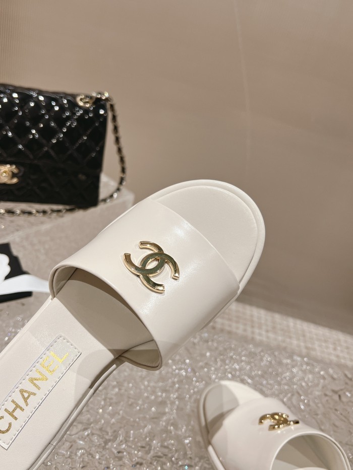 Chanel shoes 032 XM092