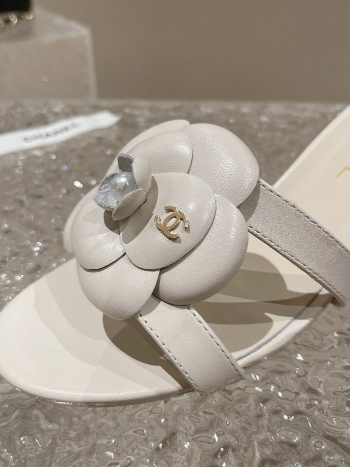 Chanel shoes 046 XM082
