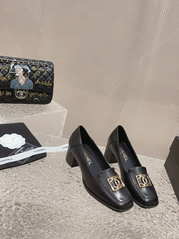 Chanel shoes 038 XM023