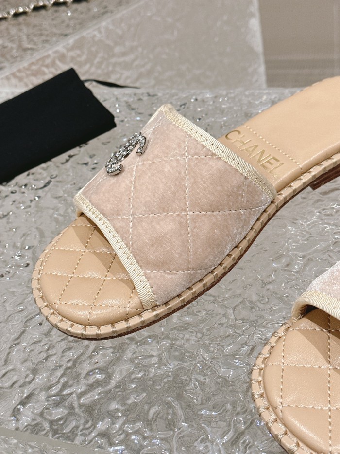 Chanel shoes 033 XM092