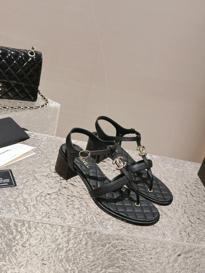 Chanel shoes 034 XM092