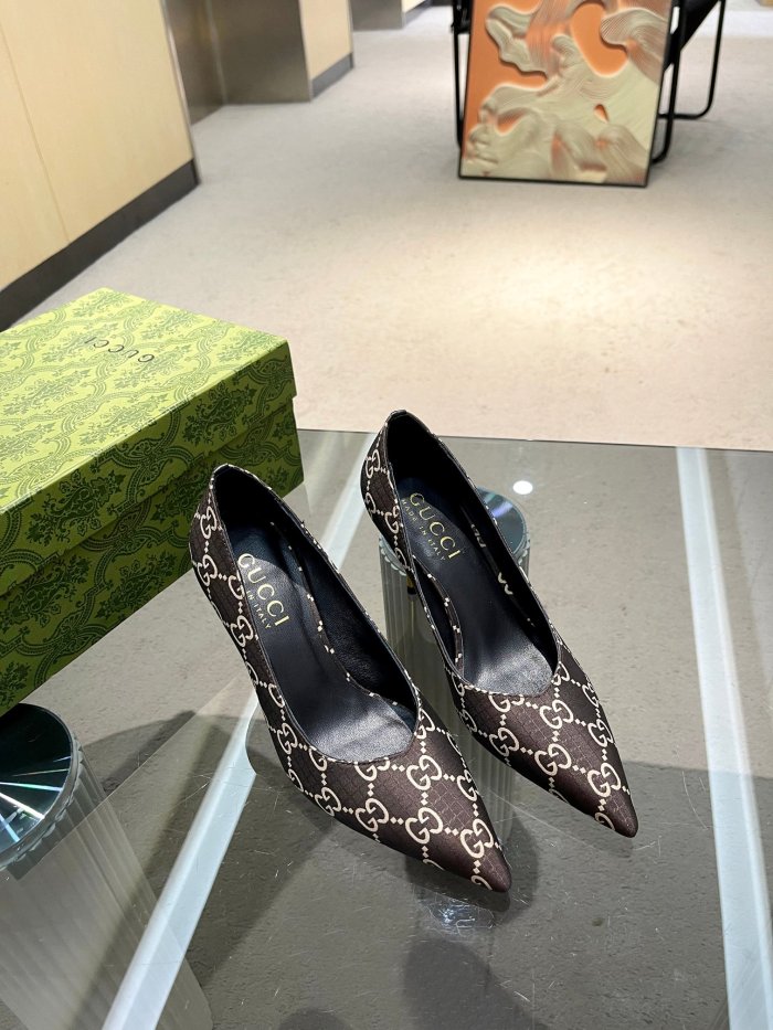 Gucci shoes 044 XM062