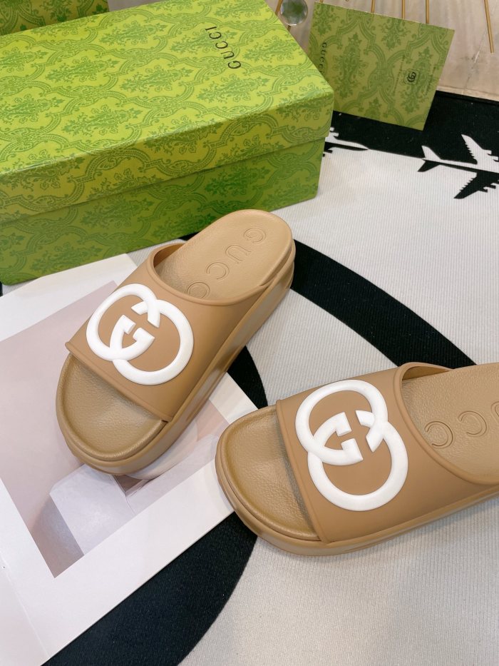 Gucci shoes 040 XM091