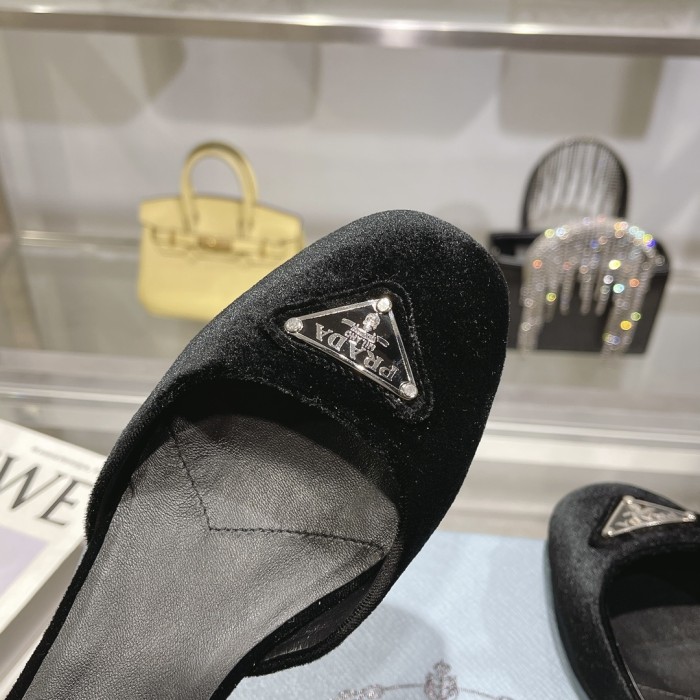 Prada shoes 060 XM072