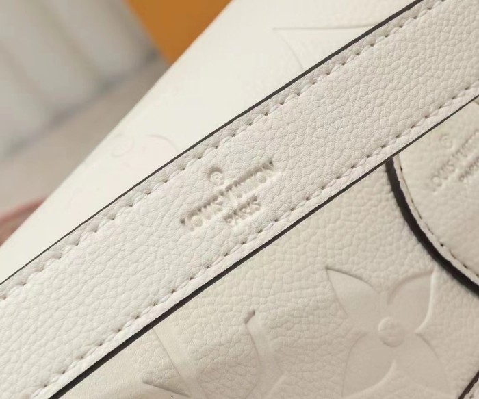 LV DIANE Bag M45985 XX061 25cm