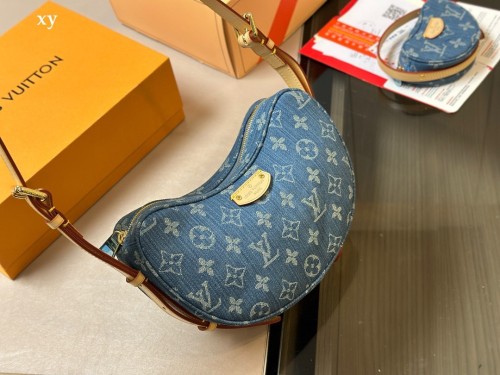 LV Shoulder Bag 002 DB091 25cm