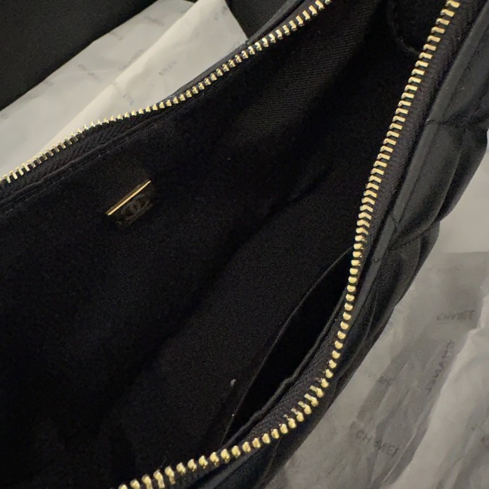 Chanel 23p Hobo Bag 003 DB051 16-22cm