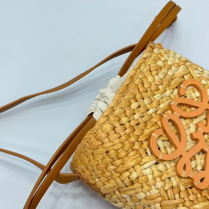 Loewe Beehive Basket bag 002 LM86 23cm