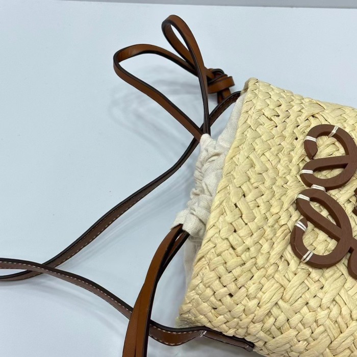 Loewe Beehive Basket bag 002 LM86 23cm