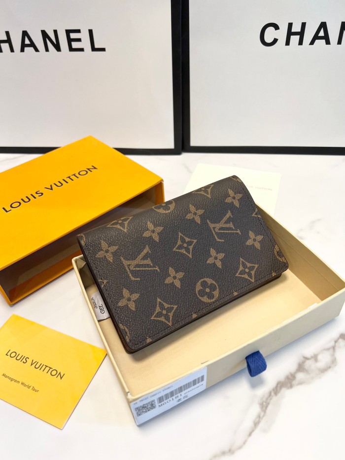LV Passport holder 008 DB58 10.5cm