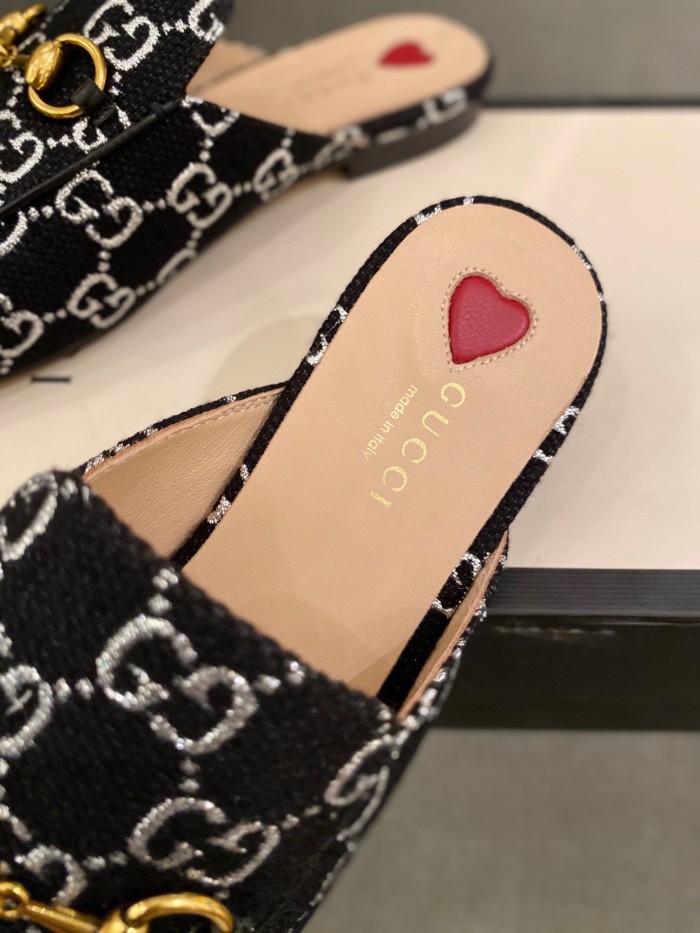 Gucci shoes 052 XM042