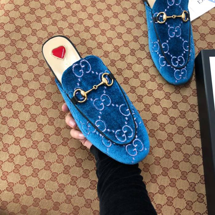 Gucci shoes 050 XM042