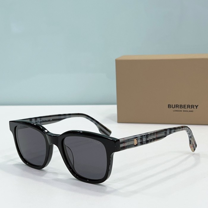 Burberry Sunglasses BE4382D SM021
