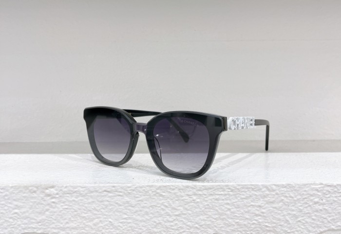 Chanel Sunglasses A95068 SM041
