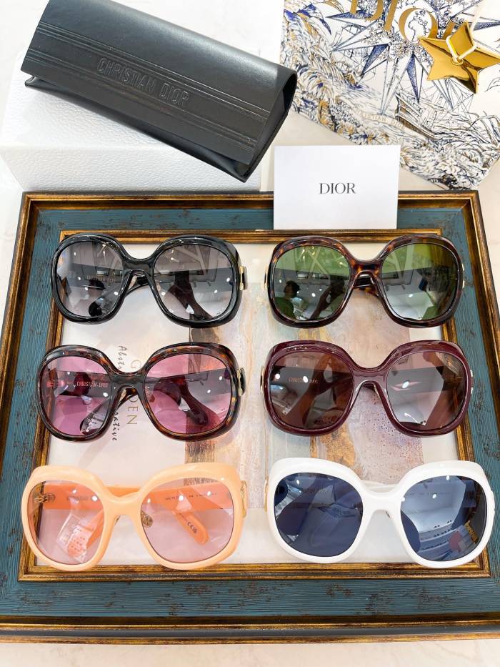 Dior Sunglasses Lady 95 22 R2F SM041