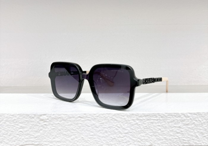 Chanel Sunglasses A95071 SM041