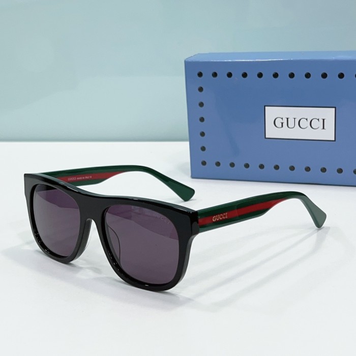 Gucci Sunglasses GG0341S SM021